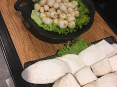 -东椰·海南椰子鸡火锅(朝阳门店)