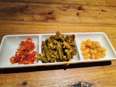 -湘人龙记老长沙米粉(鸟巢店)