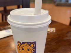 -横琴湾畔餐厅(长隆海洋王国白鲸剧场店)