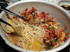 佬坛剁椒鱼头-佬麻雀·剁椒鱼头(京基KK One店)