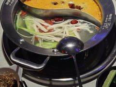 -钢管厂五区小郡肝串串香(滨江店)