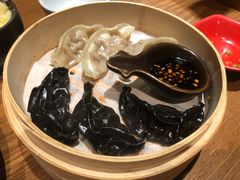 -云海肴·汽锅鸡·云南菜(天山百盛优客店)