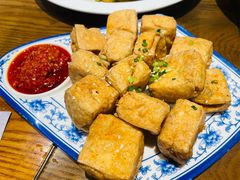 -黄泥岗·地道湖北菜(奥特莱斯店)