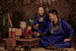 点击看大图 -苏雅影像蒙古婚纱摄影工作室