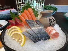 -鼎泰亨·海鲜牛肉餐厅(滨江店)