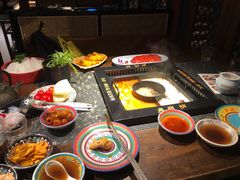 -老牌坊云南鱼豆花火锅(哈西万达店)