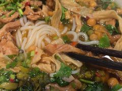 -湘人龙记老长沙米粉(鸟巢店)