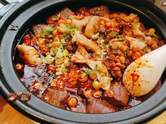 -有红鸡毛店·川菜(建设路店)