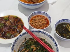 -鲁达面馆本帮风味(共康东路店)