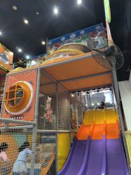 -太空学院儿童娱教乐园(中华广场店)