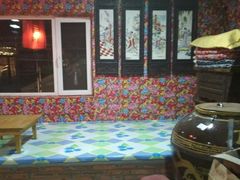 -鱼窝棚柴火铁锅炖(富山屯店)