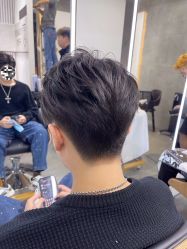 -贝勒爷专业男发