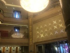 -亚丁湾海鲜大酒店(万泉嘉苑店)