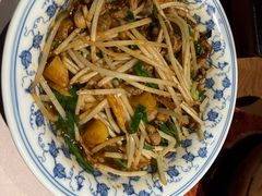 银芽炒鳝丝-荣小馆(杭州大厦店)