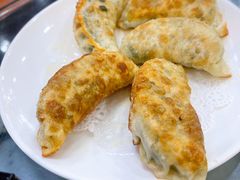 煎韭菜饺-福星牛奶甜品店(常平店)