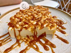 焦糖海盐杏仁蛋糕-C+ cake shop(天河南一路小区店)