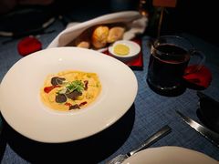 黑松露温泉蛋-弦月窗LUNETTE BY AMANDA(复兴路店)