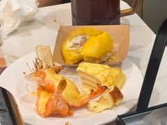 -金马门国际美食百汇(珞喻路店)