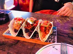 -Famous肥猫墨西哥音乐餐吧(五棵松华熙LIVE店)