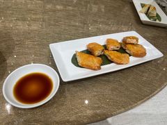 韭皇鲜虾腐皮卷-御宝轩(益丰·外滩源店)