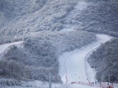 -鳌山滑雪度假区