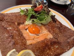 烟熏三文鱼芝士菠菜荞麦饼-La Creperie法餐厅(桃江路店)