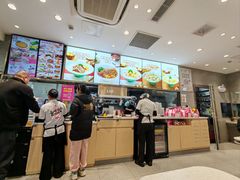 -小杨生煎(金山百联购物中心3楼店)