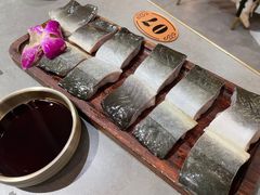 -围炉肉舍•炭烤活鳗•丹东海鲜烤肉(步行街店)