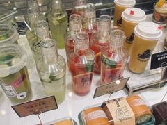 -红跑车蛋糕世界(清江路店)