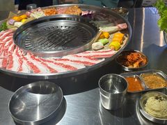 -哈哈碳都·牛肋条无限自助烤肉(宝龙店)