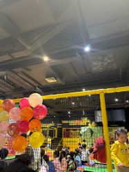 -蹦蹦跳跳(新奥购物中心店)