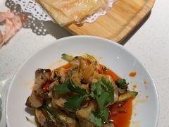 -小鱼小牛·鱼牛干锅·脆鱼火锅(世欧广场店)