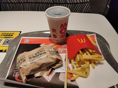 -麦当劳(杭州三花国际店)