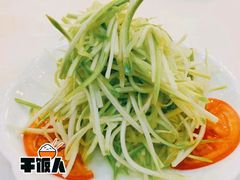 凉拌葫芦丝-九花山烤鸭店