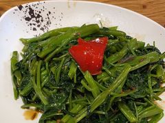 -泰堤坊(淡水体育馆店)