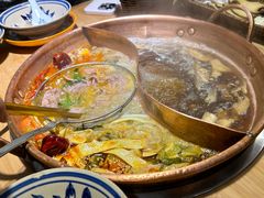 -洱火云南酸菜牛肉火锅(石景山当代商城店)