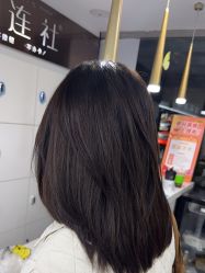 -镁连社·美联社