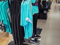 -三福时尚(三峡广场华夏银座店)