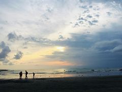 -库塔海滩
