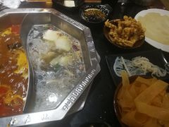 -香传承重庆火锅(直营中山路店)