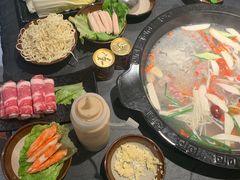 -老酉火锅(阳明古镇店)