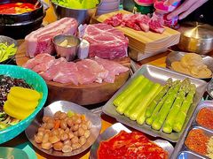 -唯成•韩国炭火烤肉 유성고기