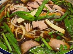 -镇南锅盖面馆(解放路店)