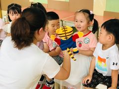 -上海青草地幼儿园