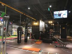 -VLines耀能运动24小时·月付制健身(京广桥店)