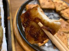 料理烤特色火烧-老东镇啤酒屋海鲜加工·蒸汽海鲜·海鲜烧烤(台东店)