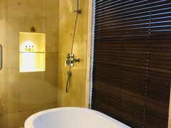 -青岛海尔洲际酒店