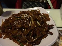 招牌干炒牛河-新大咀港式茶餐厅(宝山万达店)