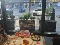 -杨氏青龙虾·羊蝎子(金盛路总店)