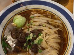 -霸蛮湖南菜·牛肉粉(荣京西街店)